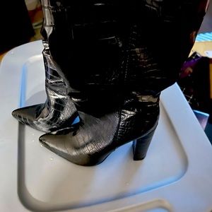 Lee high black boots